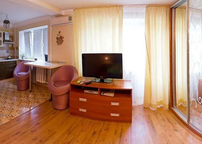 Kyiv Apartment On Starokyivskaya Lane 5